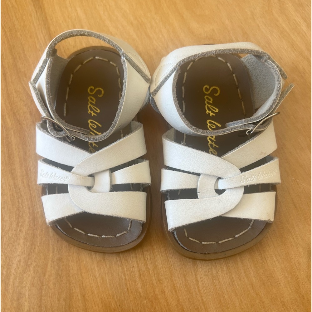 Salt Water Sandals water size 3